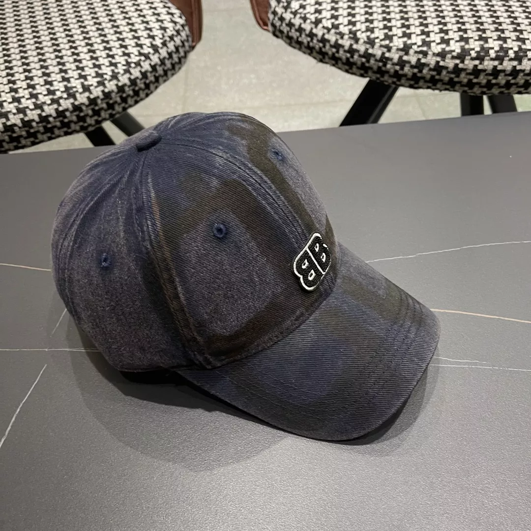 Durable 4875 Balenciaga Caps