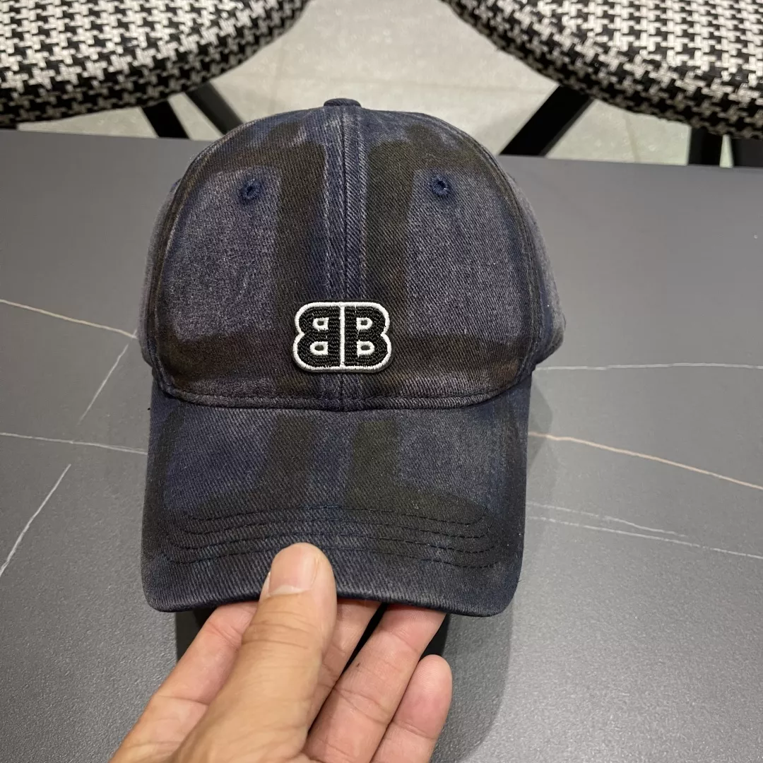 Durable 4875 Balenciaga Caps