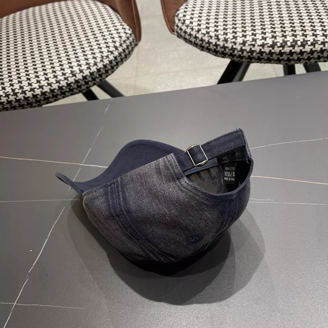 Durable 4875 Balenciaga Caps