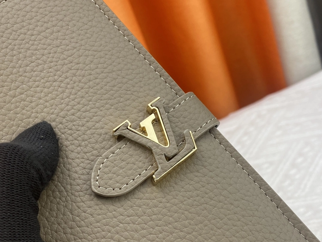 Durable 5001 Louis Vuitton AAA Quality Wallets