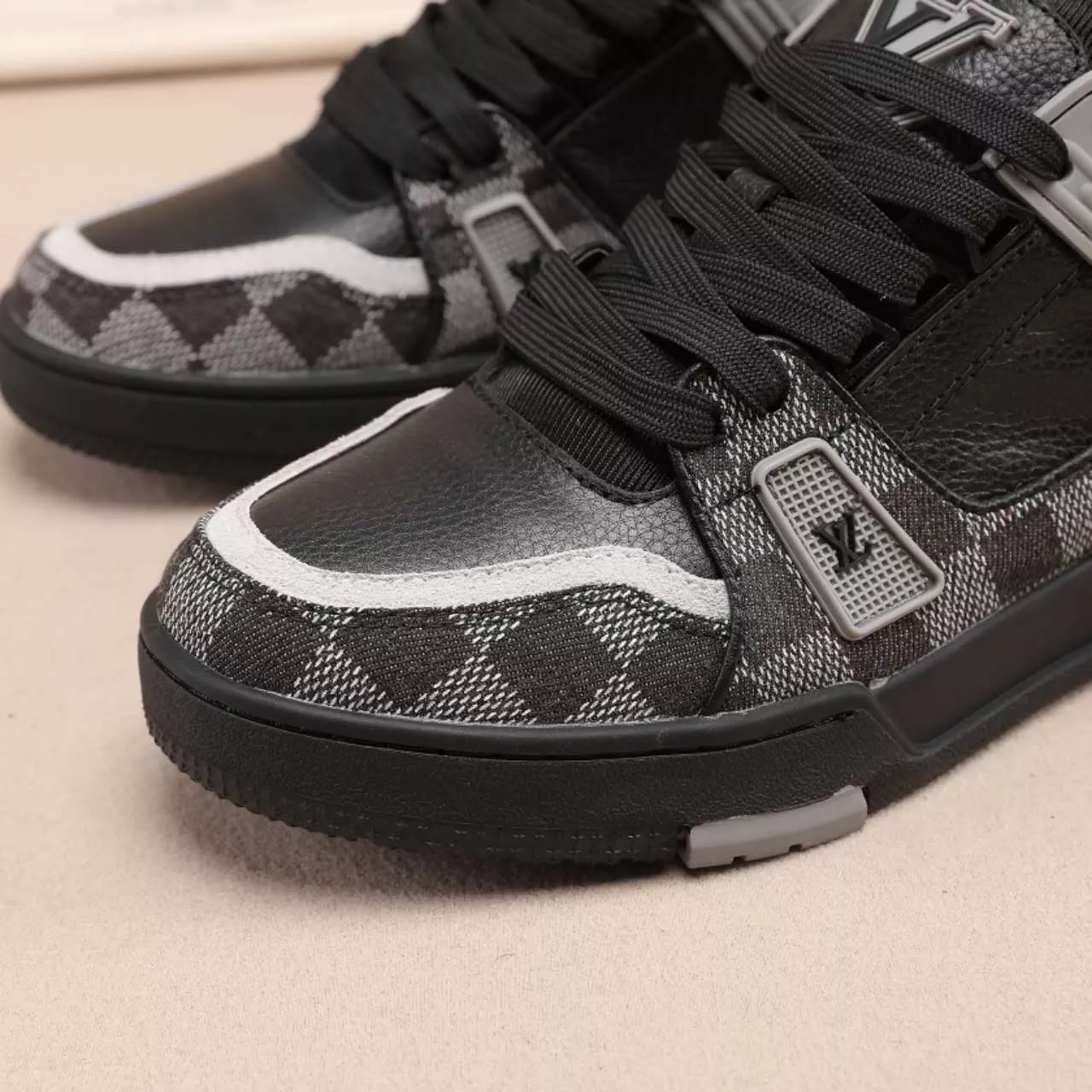 Durable 503 Louis Vuitton Casual Shoes For Men