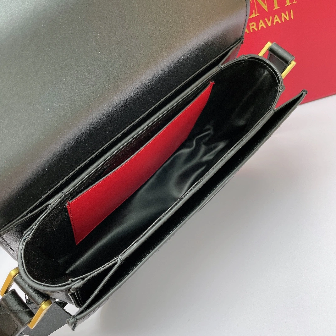 Durable 5074 Valentino AAA Quality Messenger Bags For Women