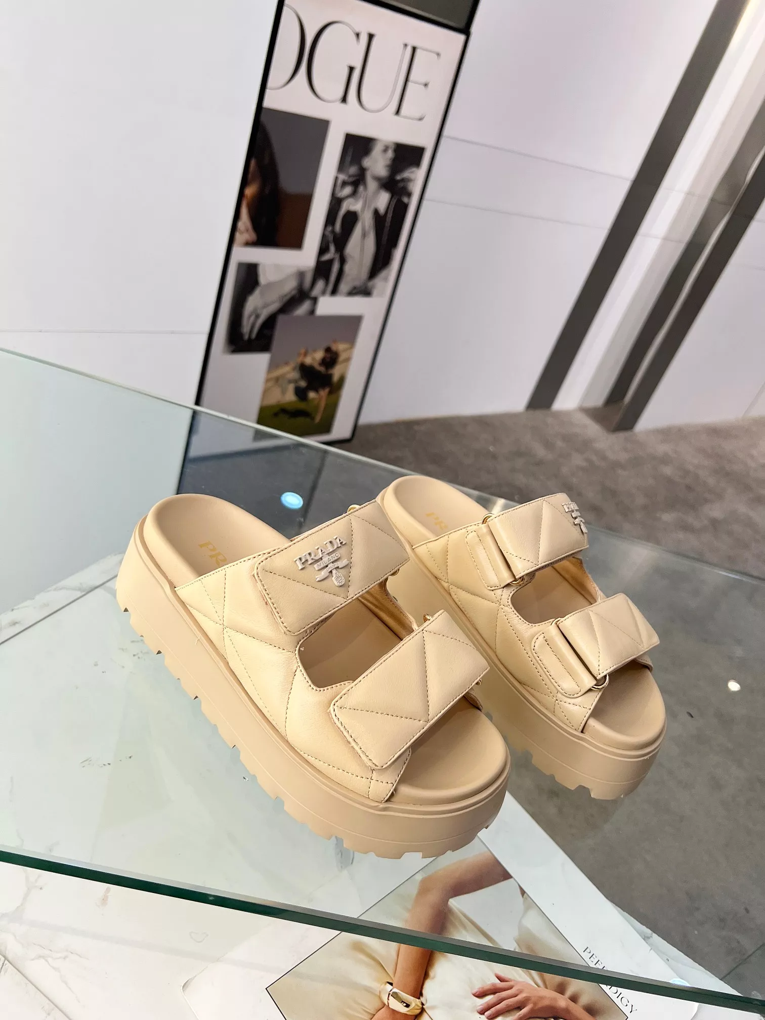 Durable 5080 Prada Slippers For Women