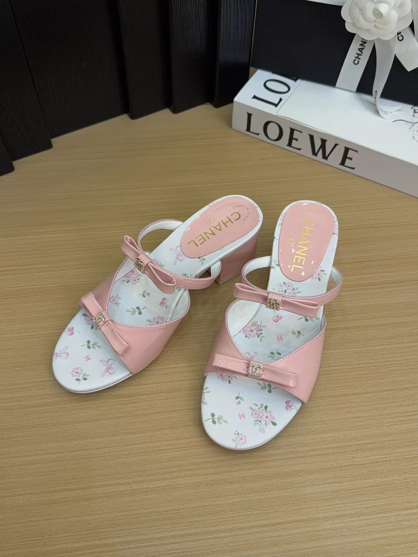 Durable 5224 Chanel Slippers For Women