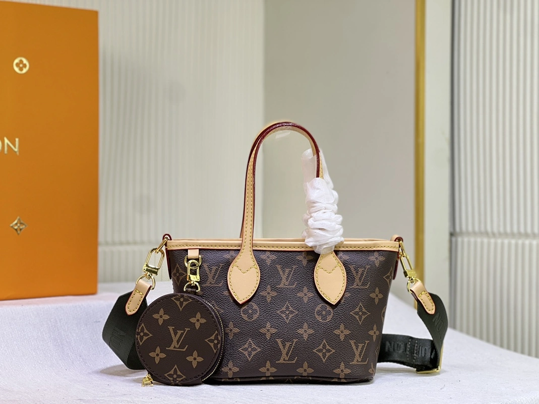 Durable 5283 Louis Vuitton AAA Quality Handbags For Women