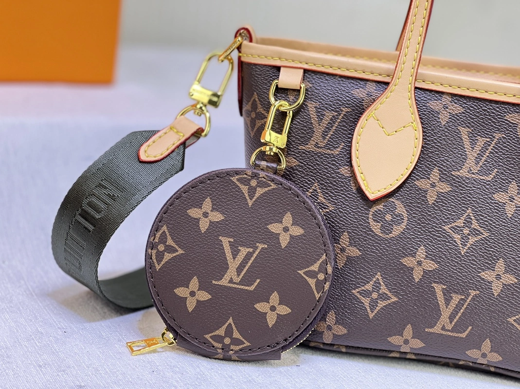 Durable 5283 Louis Vuitton AAA Quality Handbags For Women