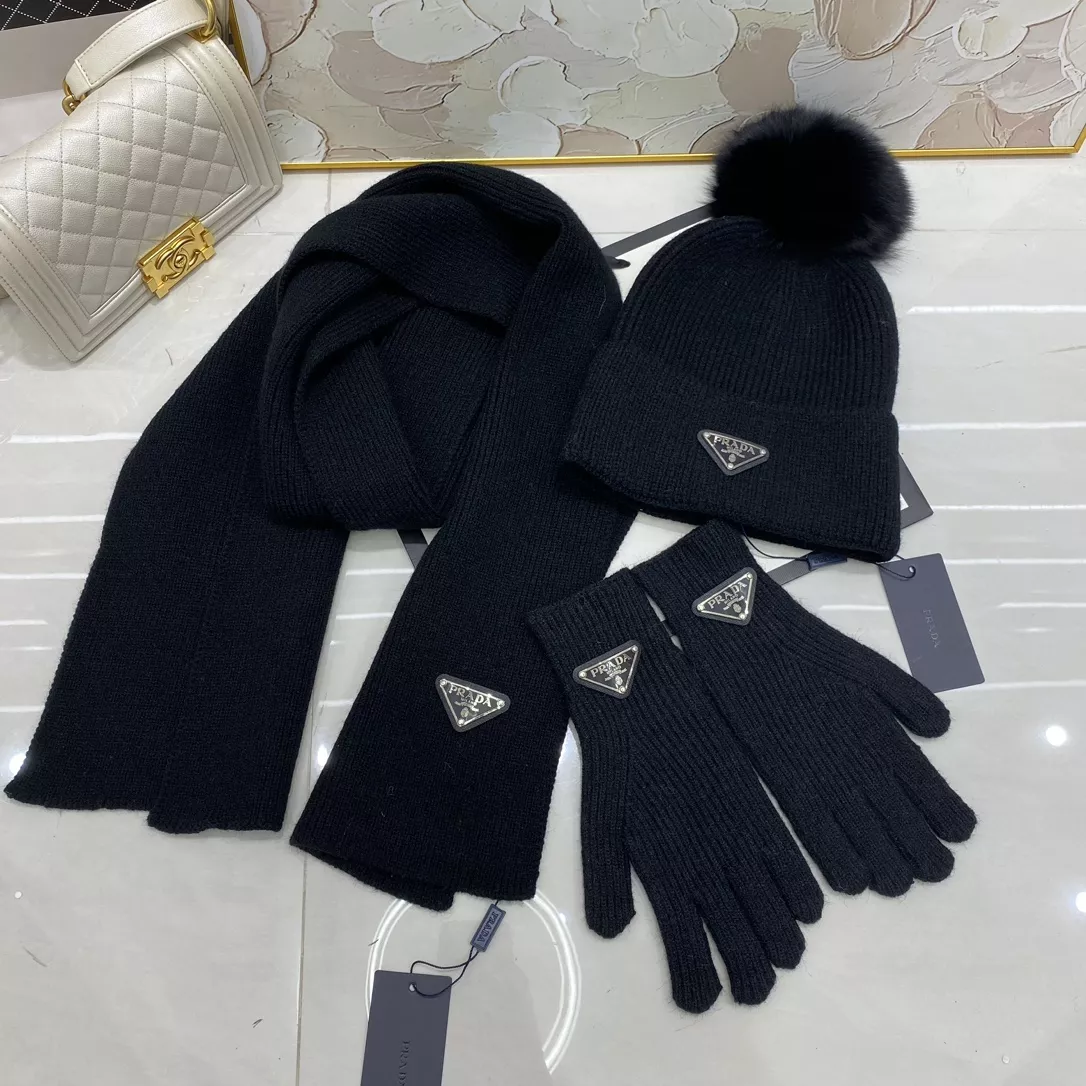Durable 5302 Prada Hat and Scarf and Glove Set