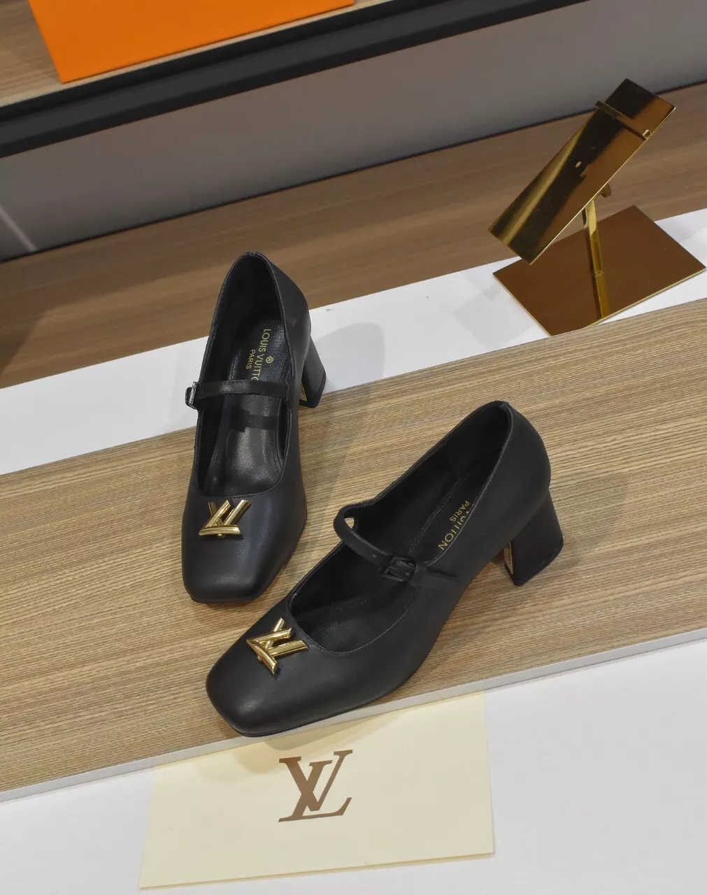 Durable 5363 Louis Vuitton High-Heeled Shoes For Women