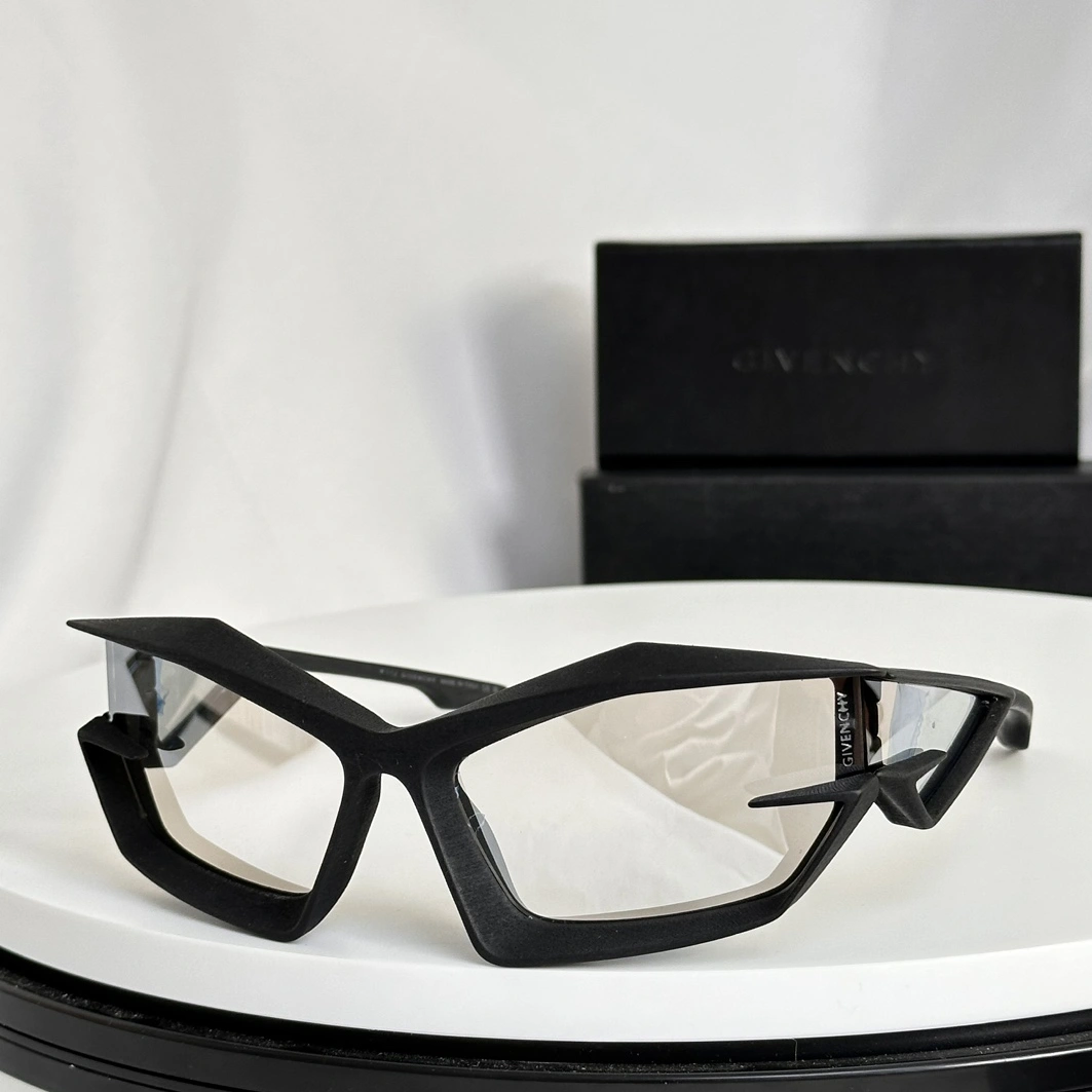 Durable 5370 Givenchy AAA Quality Sunglasses