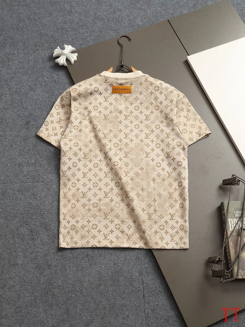 Durable 5411 Louis Vuitton LV T-Shirts Short Sleeved For Unisex
