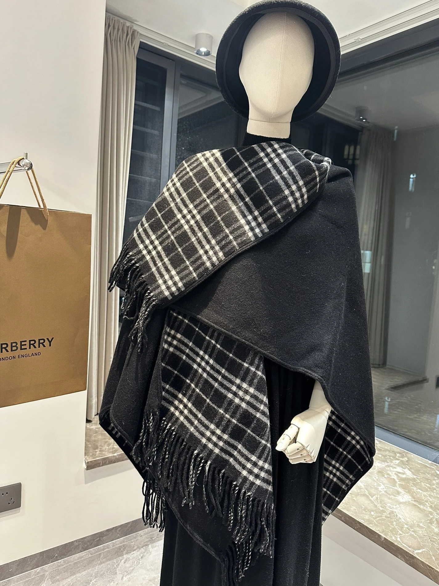 Durable 5415 Burberry Poncho