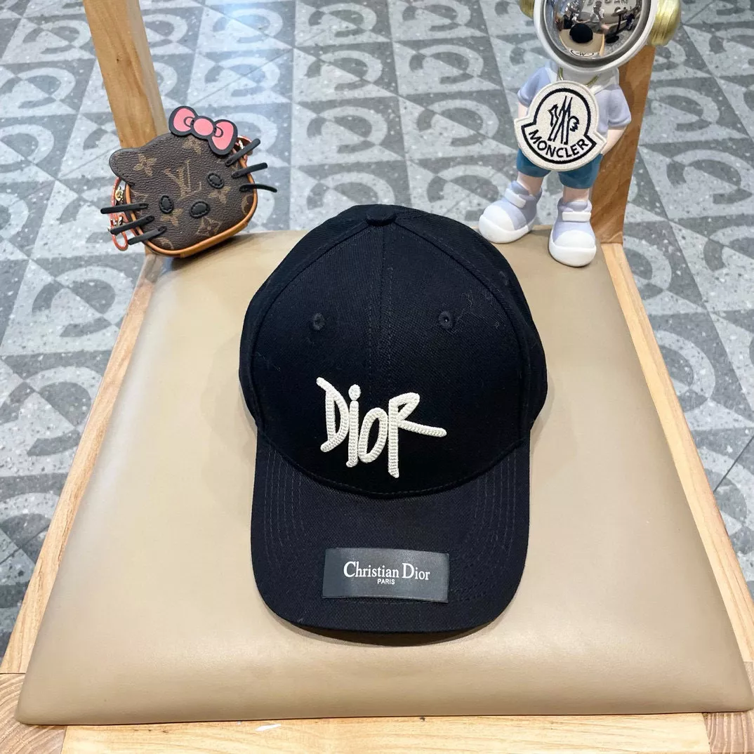 Durable 5428 Christian Dior Caps