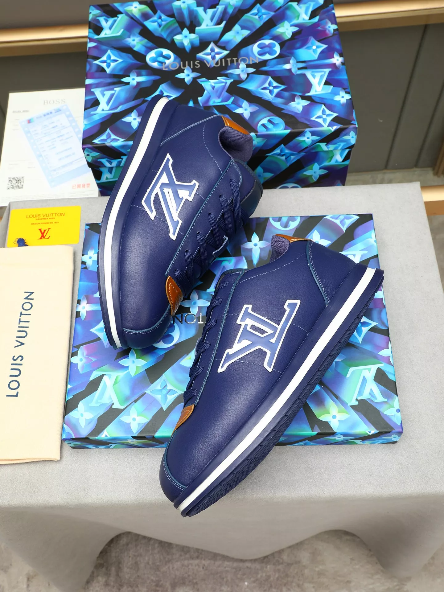 Durable 5549 Louis Vuitton Casual Shoes For Men