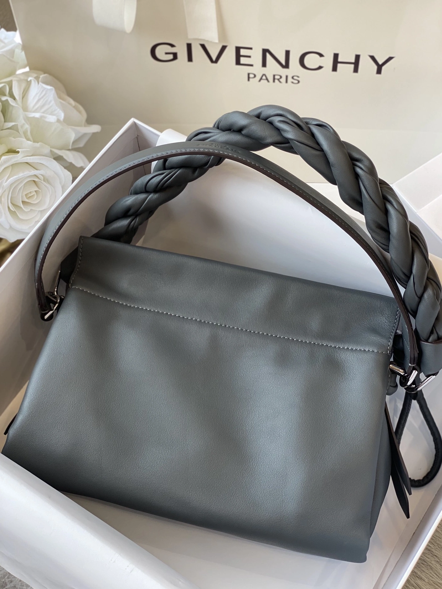 Durable 5572 Givenchy AAA Quality Handbags For Women