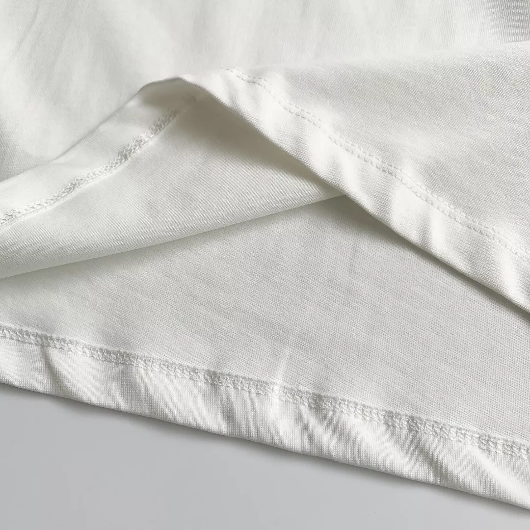 Durable 5589 Gucci T-Shirts Short Sleeved For Unisex