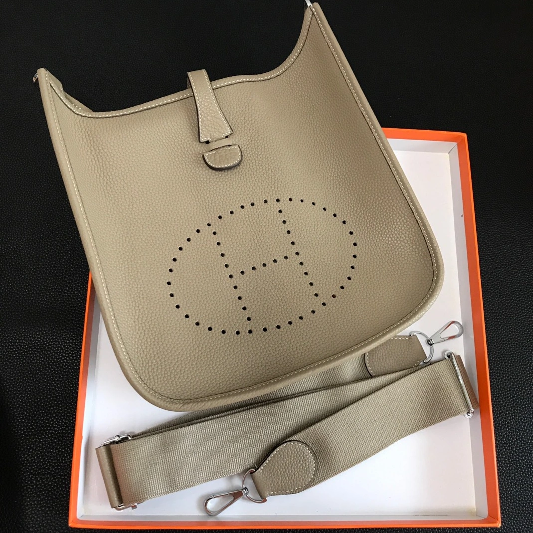 Durable 563 Hermes AAA Quality Messenger Bags For Women