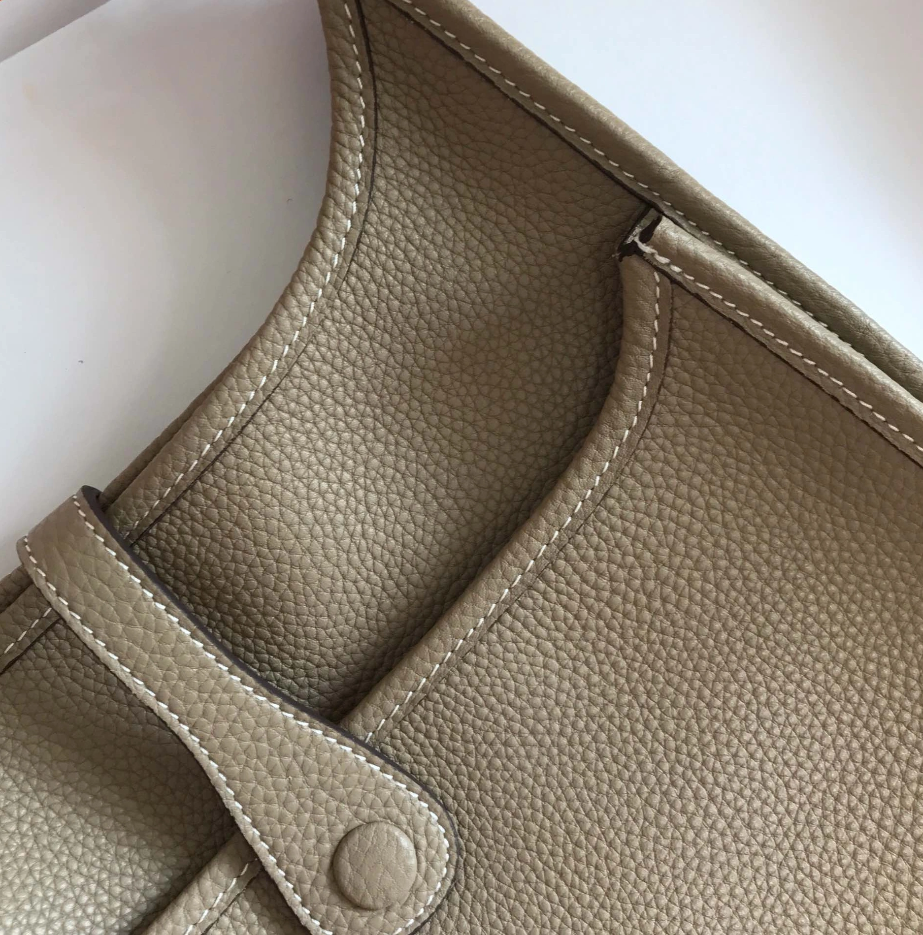 Durable 563 Hermes AAA Quality Messenger Bags For Women