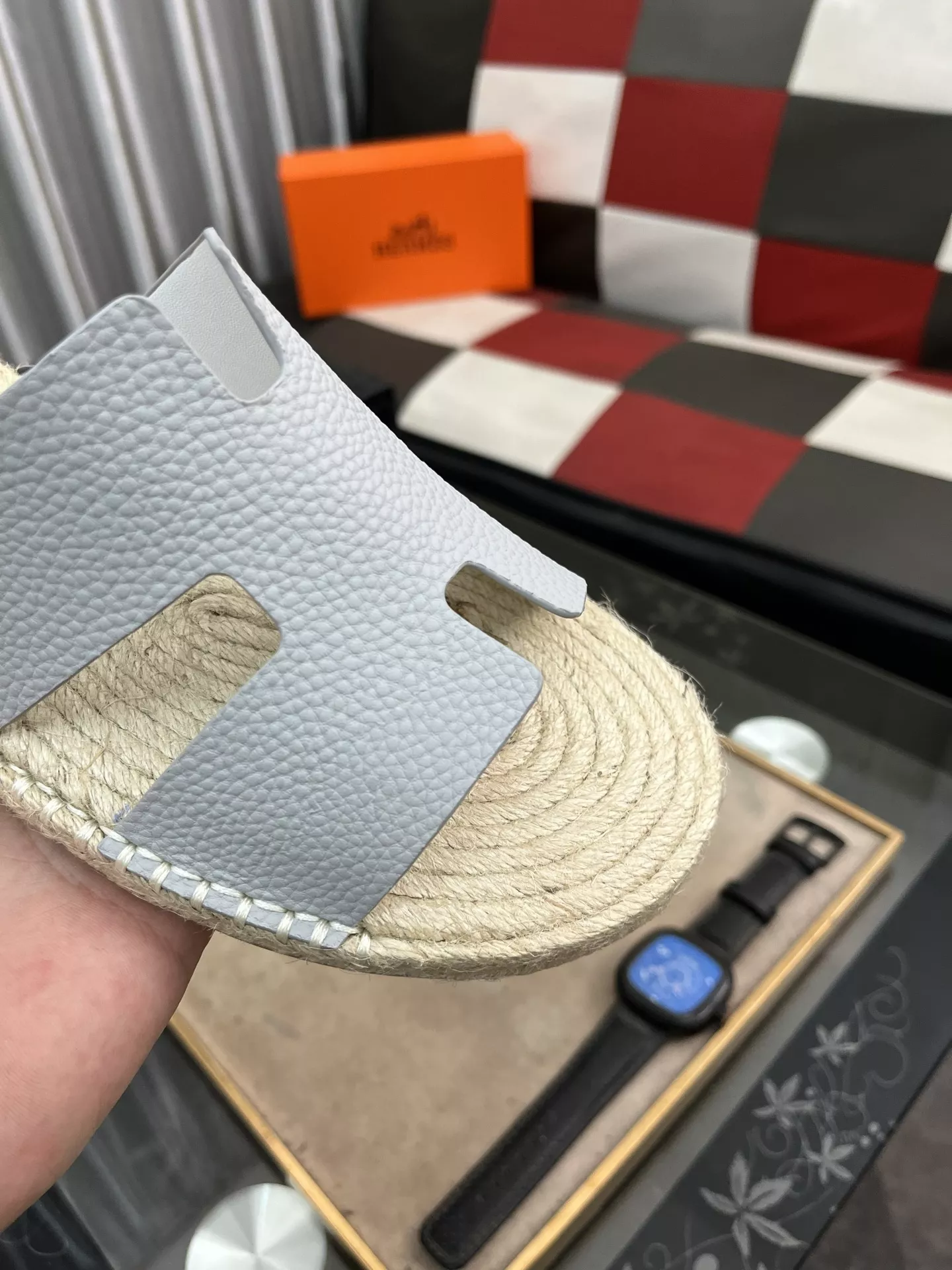 Durable 5661 Hermes Slippers For Men