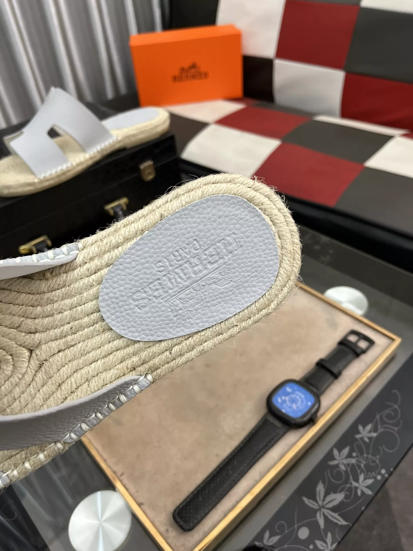 Durable 5661 Hermes Slippers For Men