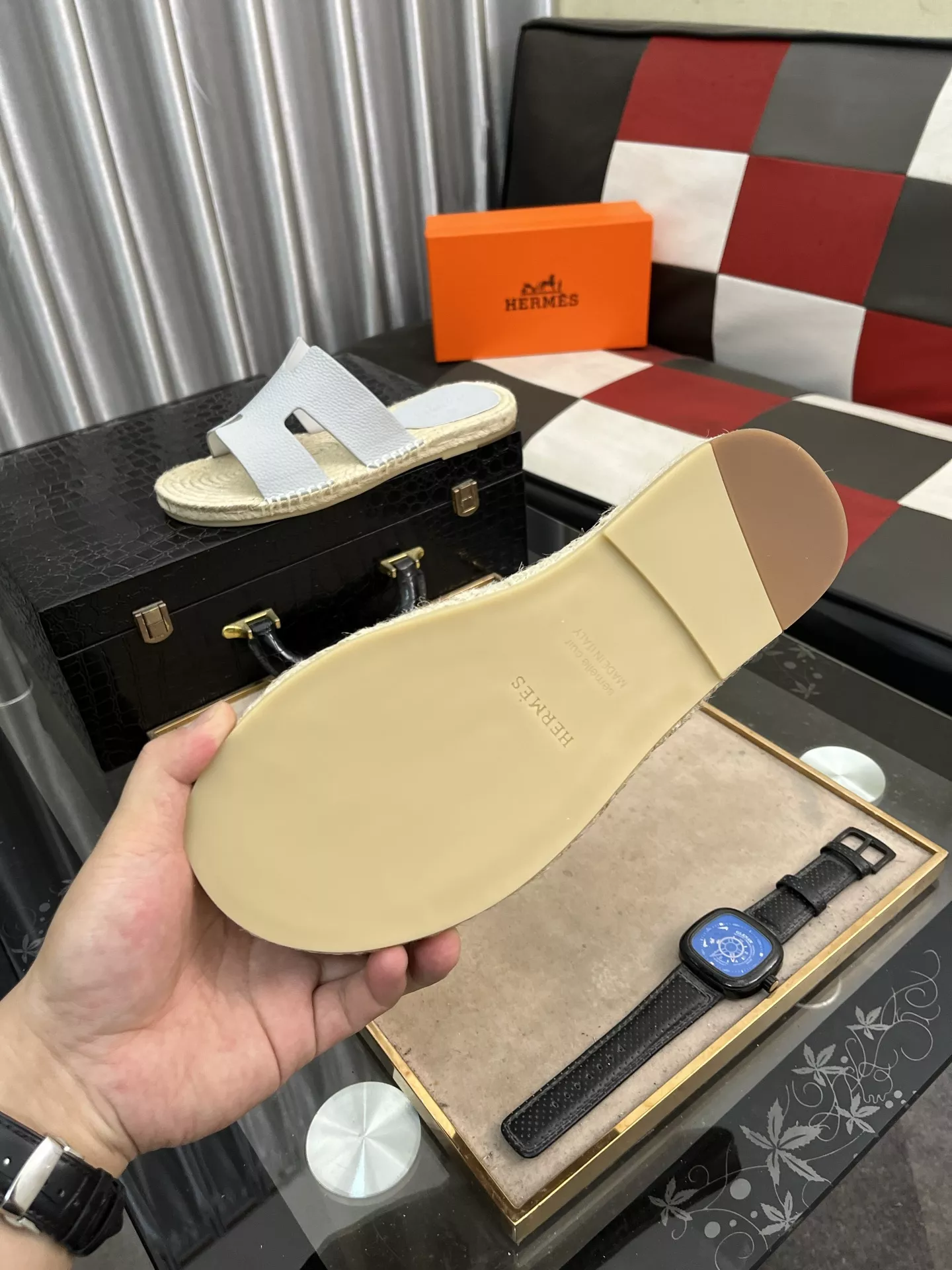 Durable 5661 Hermes Slippers For Men
