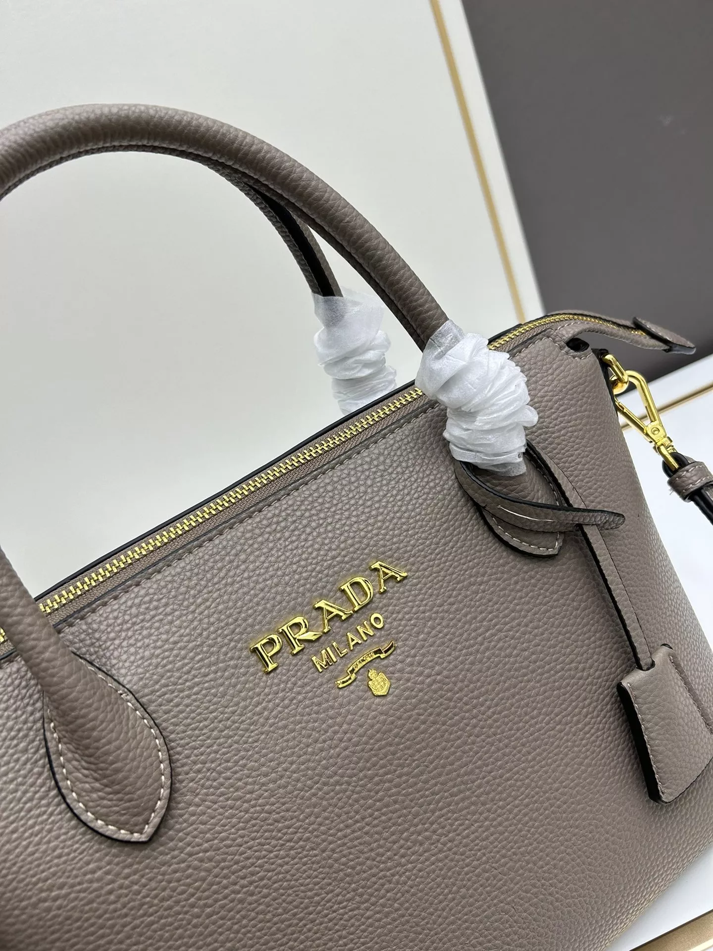 Durable 5707 Prada AAA Quality Handbags For Women