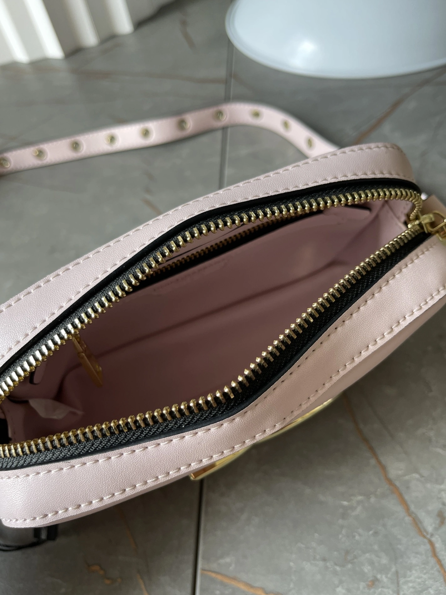 Durable 572 Dolce & Gabbana D&G AAA Quality Messenger Bags For Women