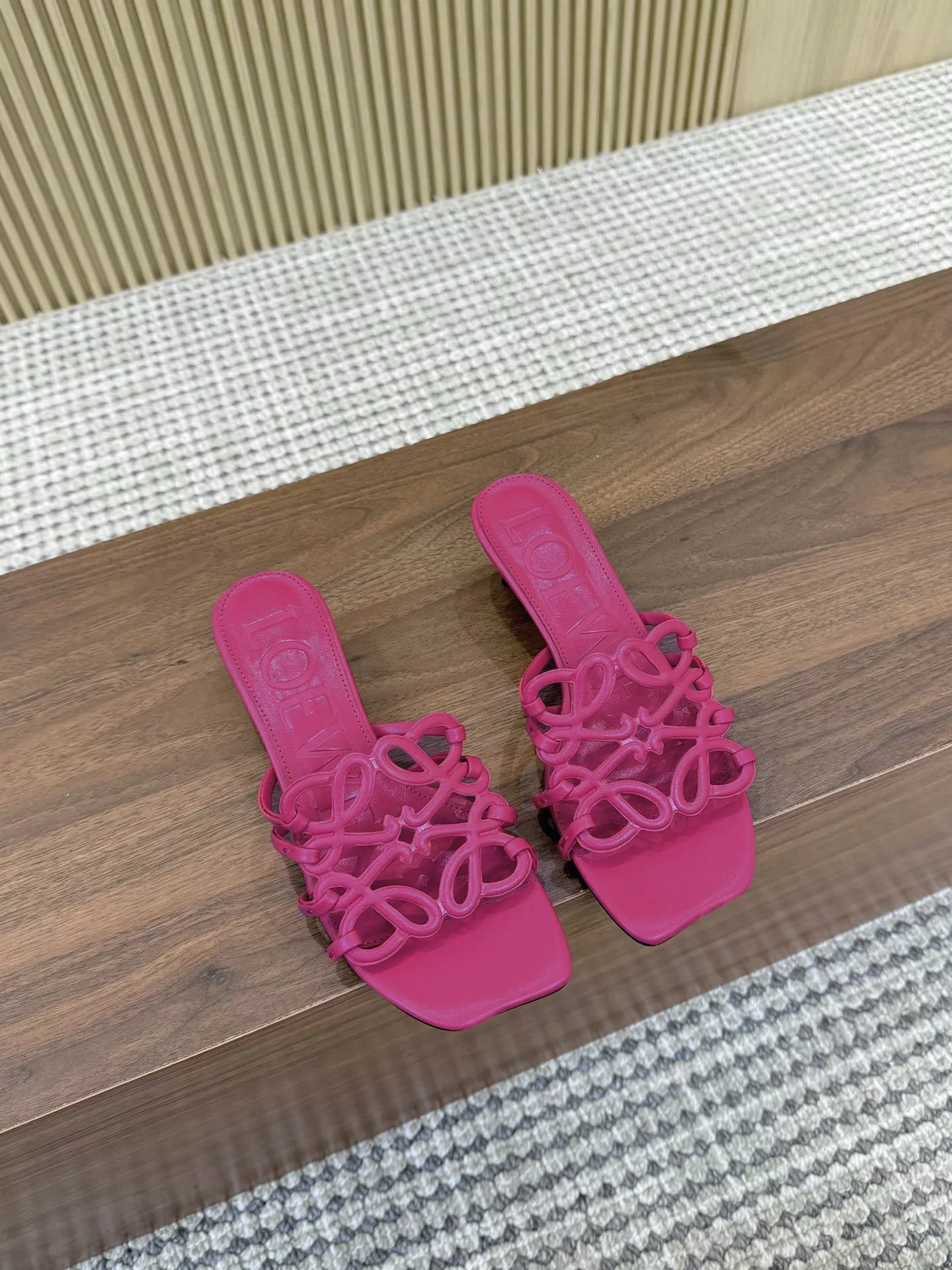 Durable 5785 LOEWE Slippers For Women