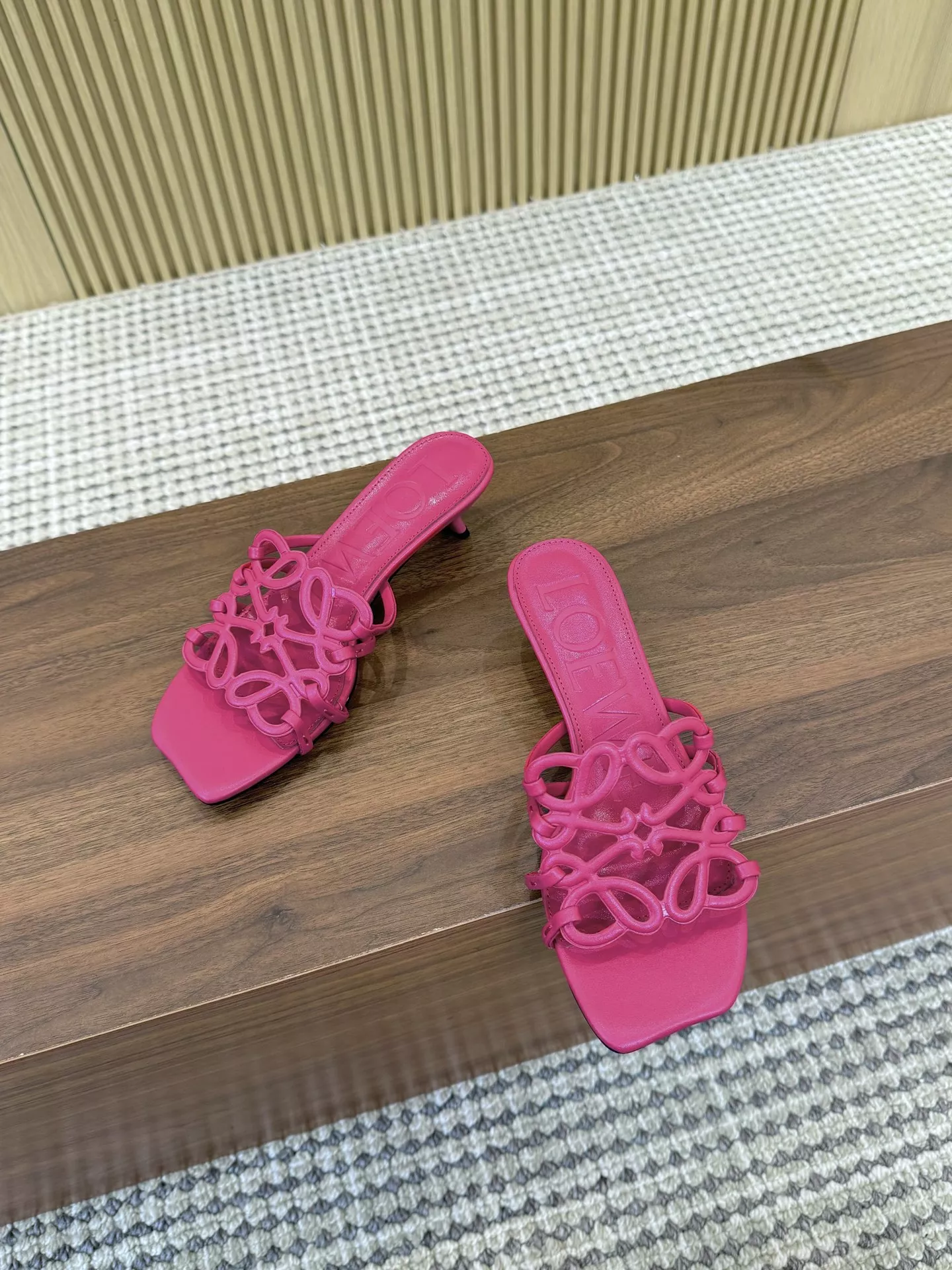 Durable 5785 LOEWE Slippers For Women