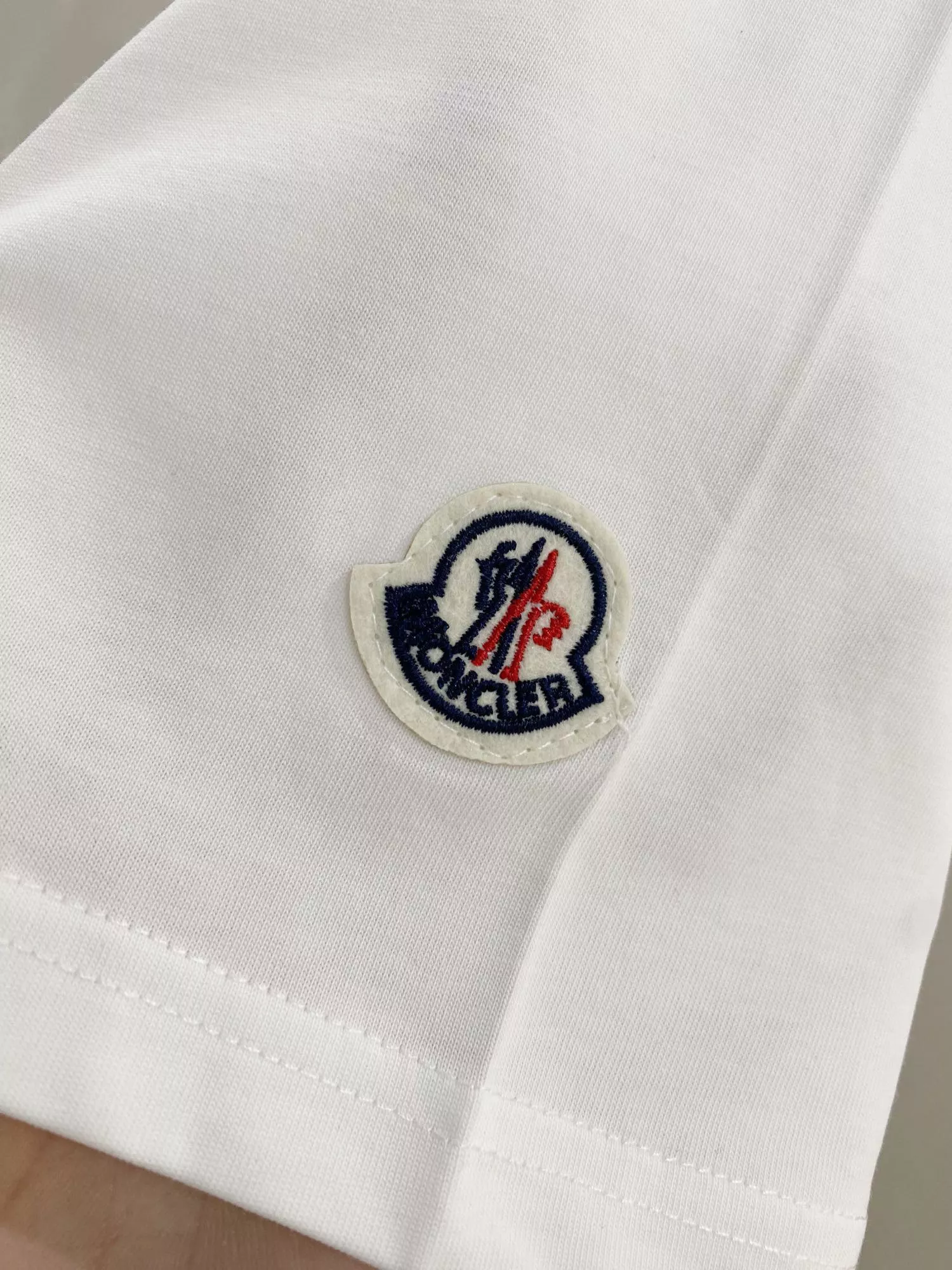 Durable 5796 Moncler T-Shirts Short Sleeved For Unisex