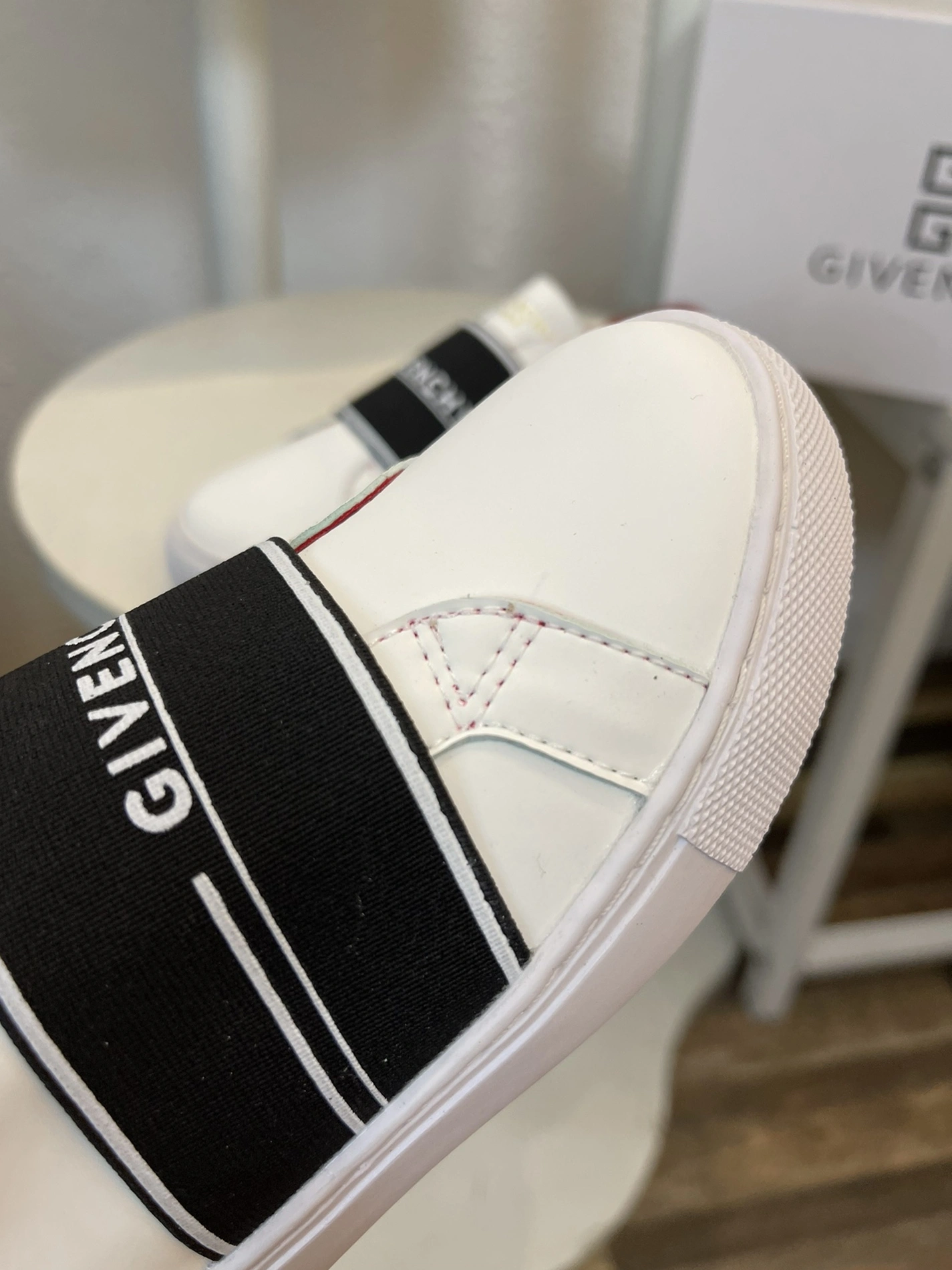 Durable 5811 Givenchy Kids Shoes For Kids