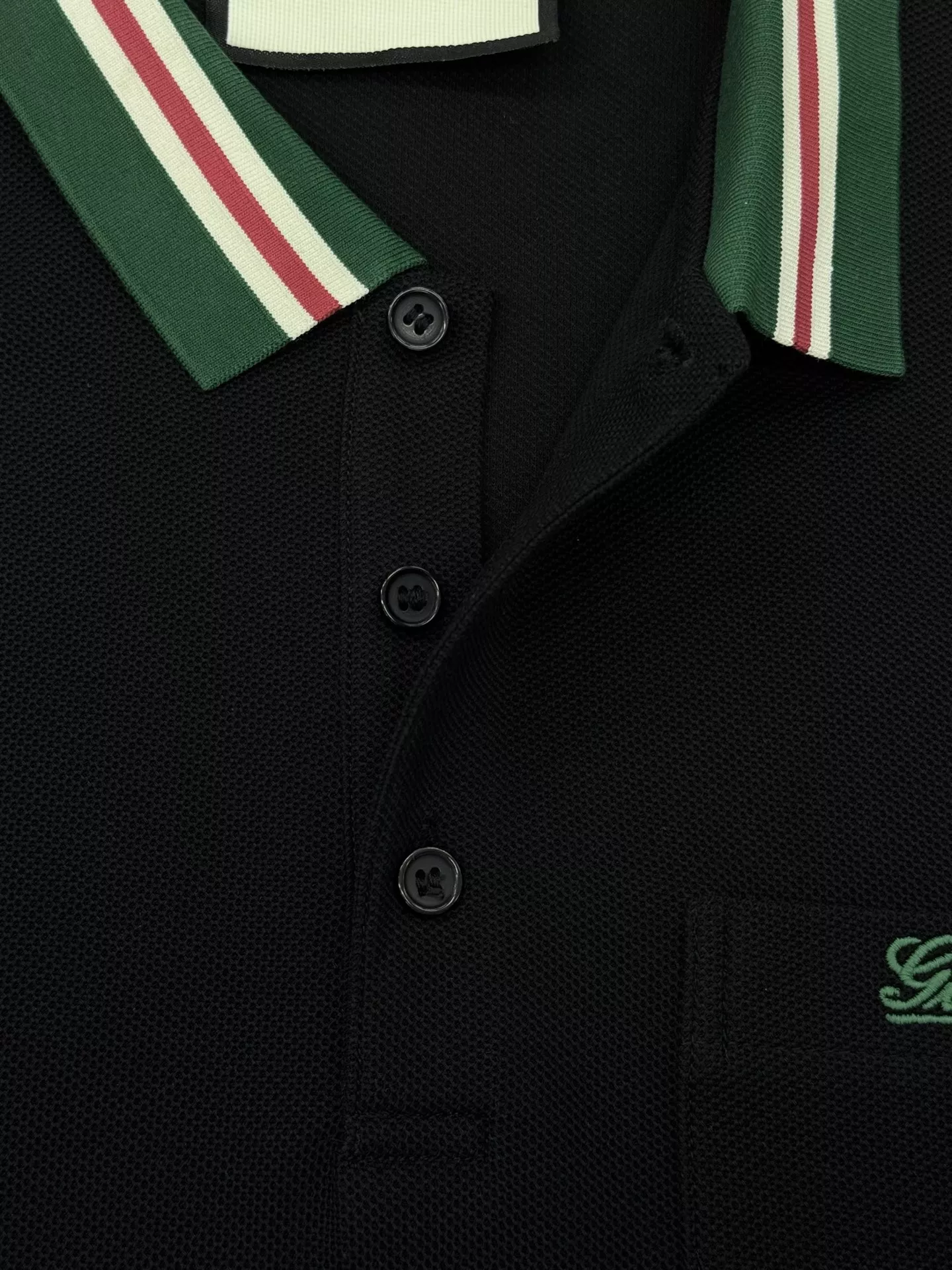 Durable 5819 Gucci T-Shirts Short Sleeved For Men