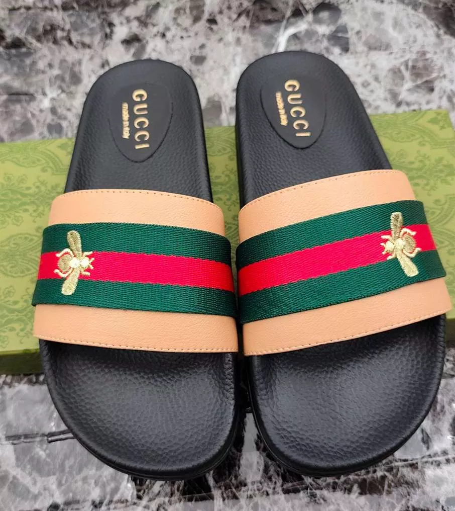 Durable 583 Gucci Slippers For Men