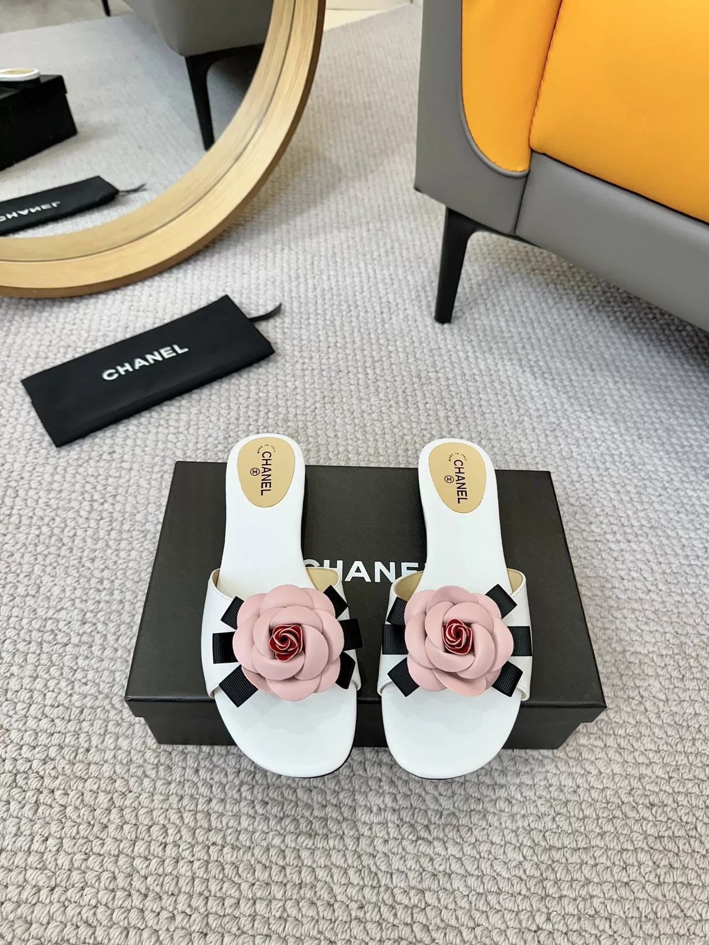 Durable 5861 Chanel Slippers For Women