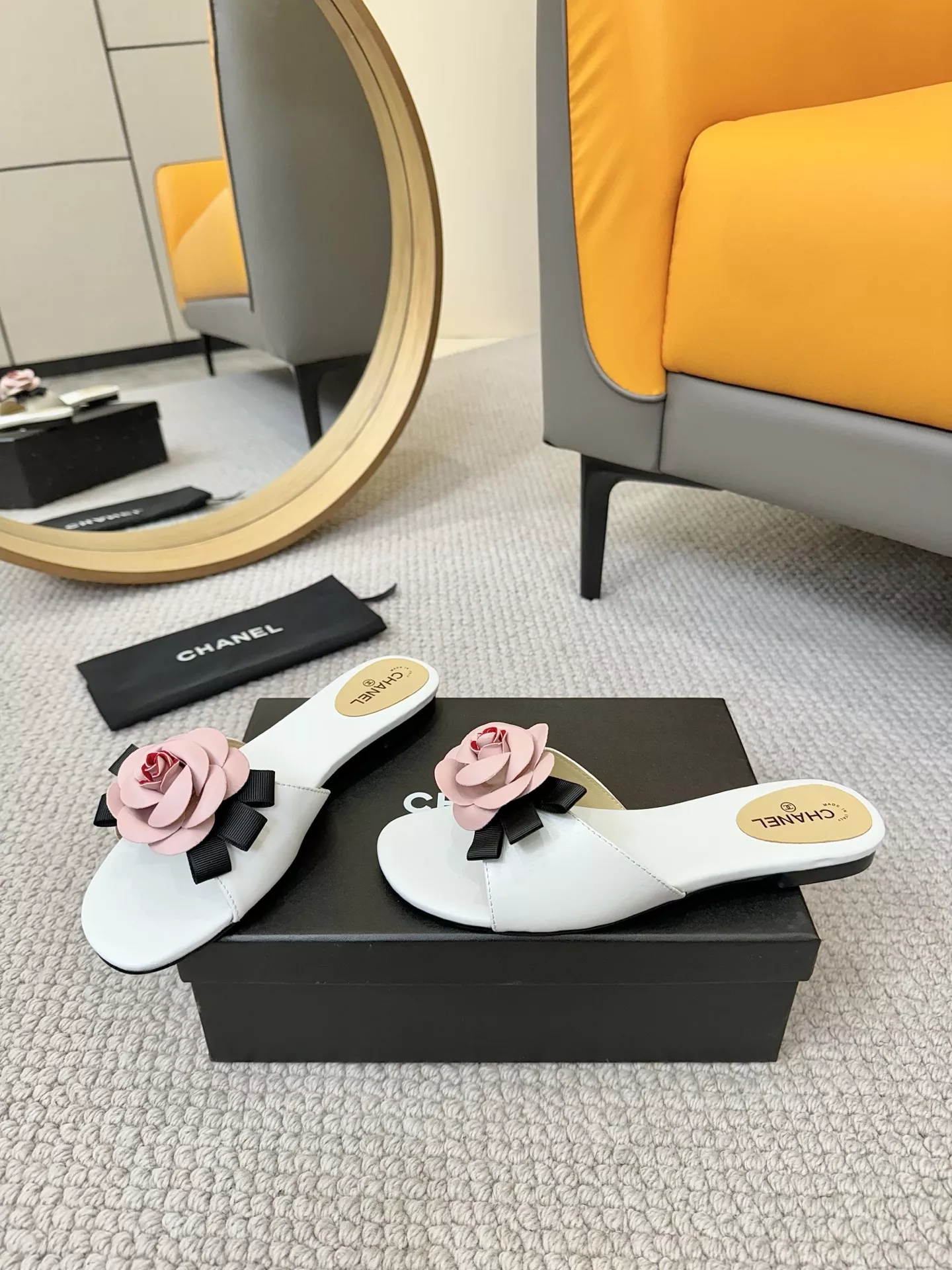 Durable 5861 Chanel Slippers For Women