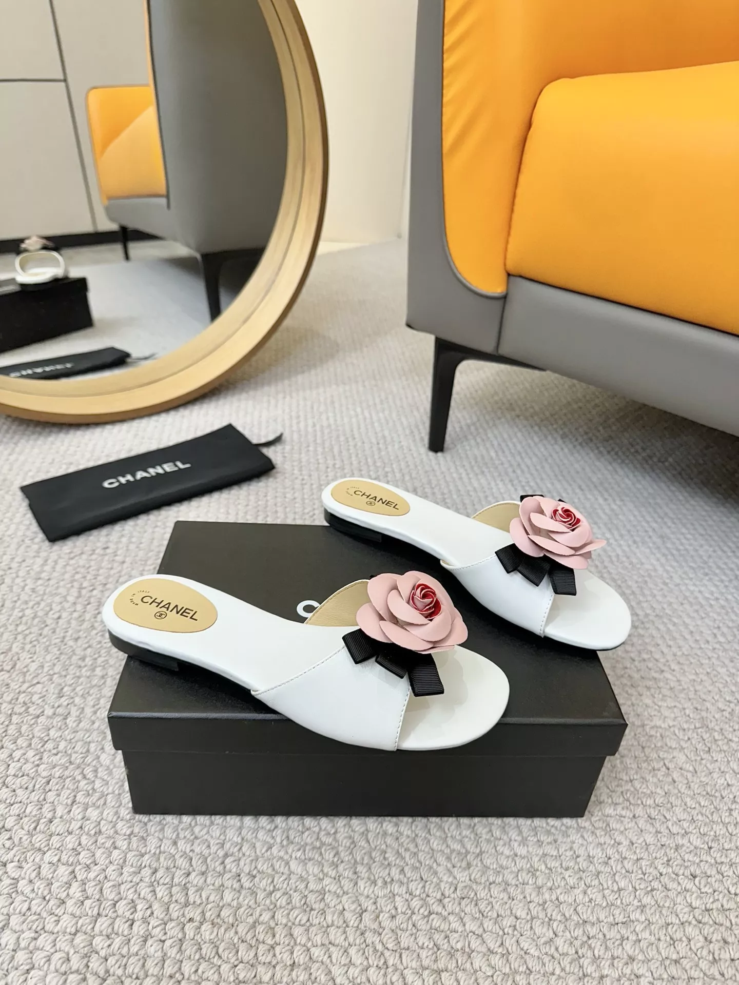 Durable 5861 Chanel Slippers For Women