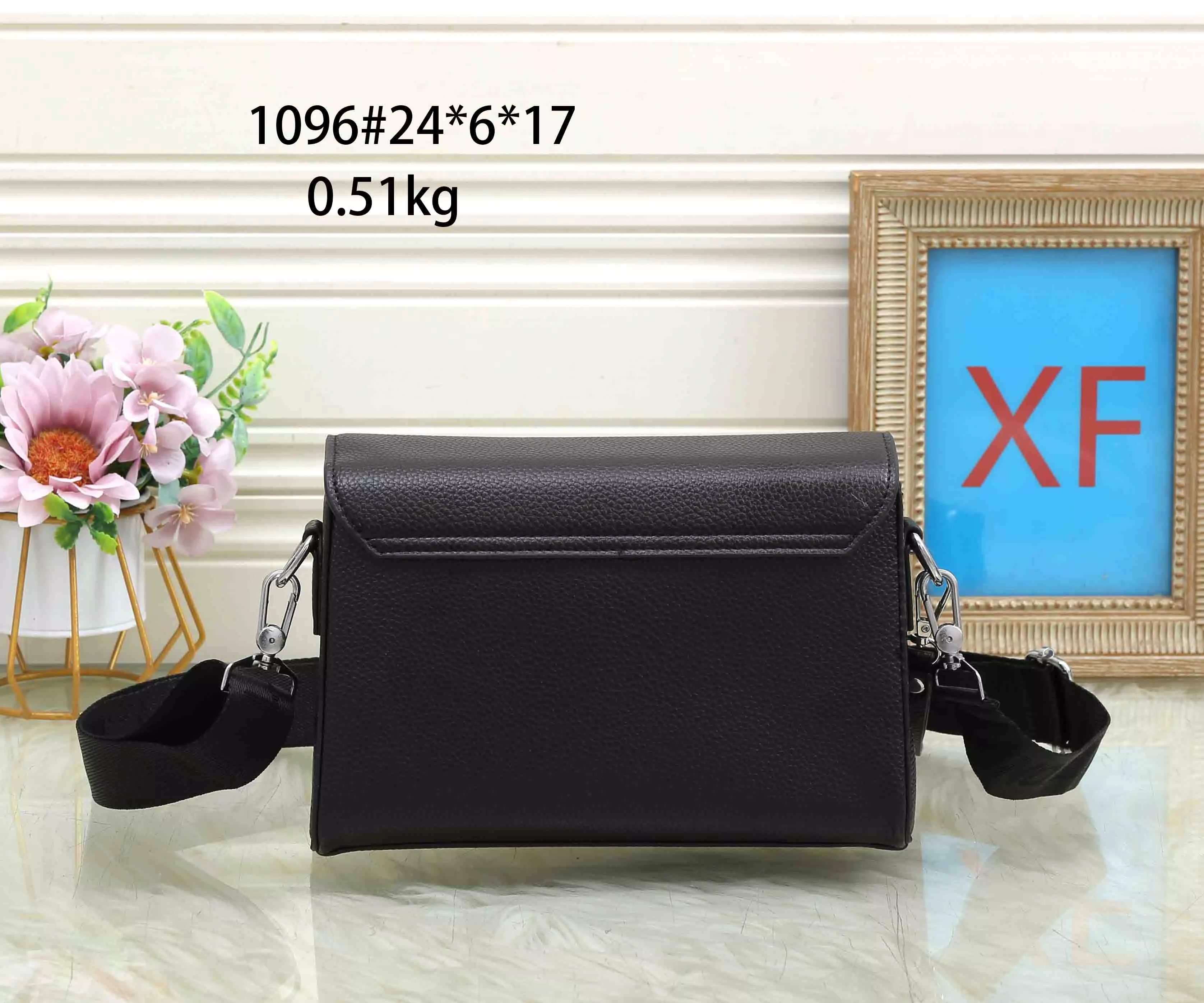 Durable 5875 Louis Vuitton Messenger Bags For Men