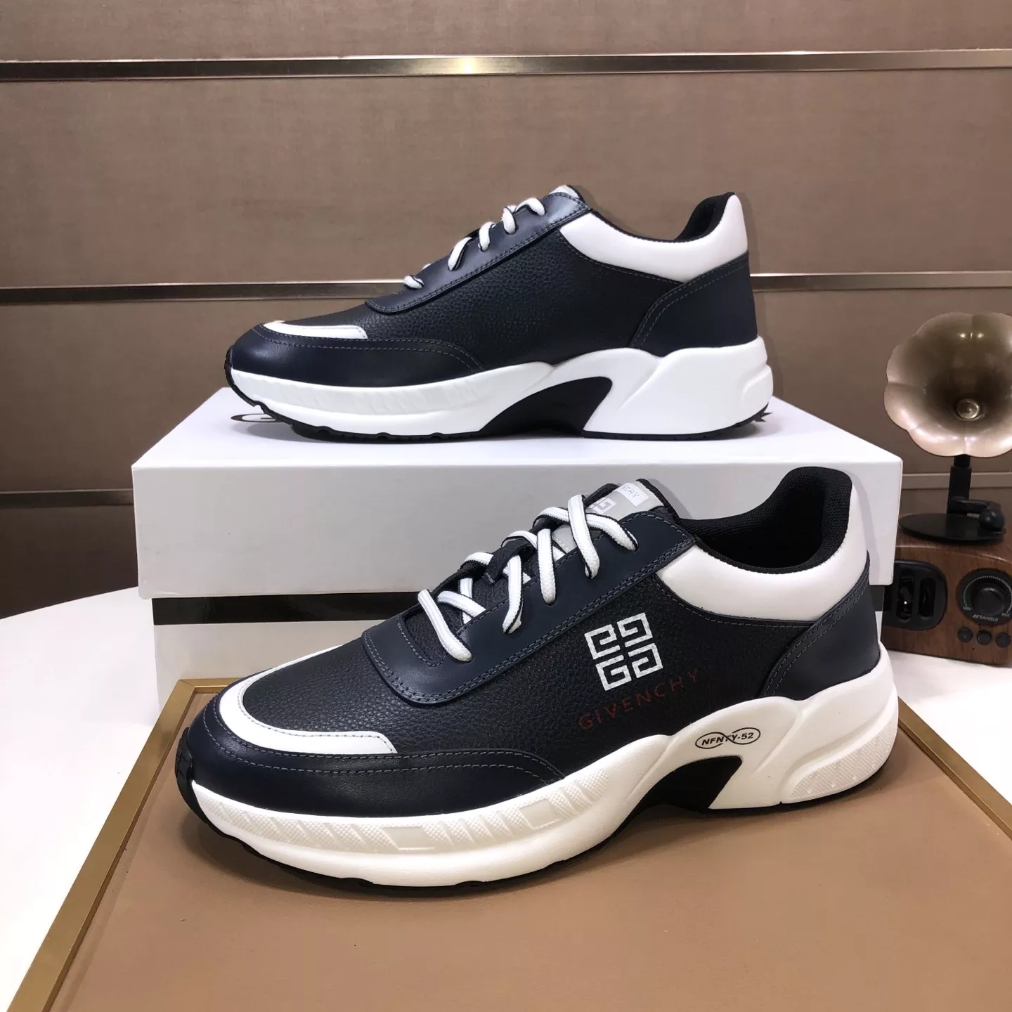 Durable 5901 Givenchy Casual Shoes For Men