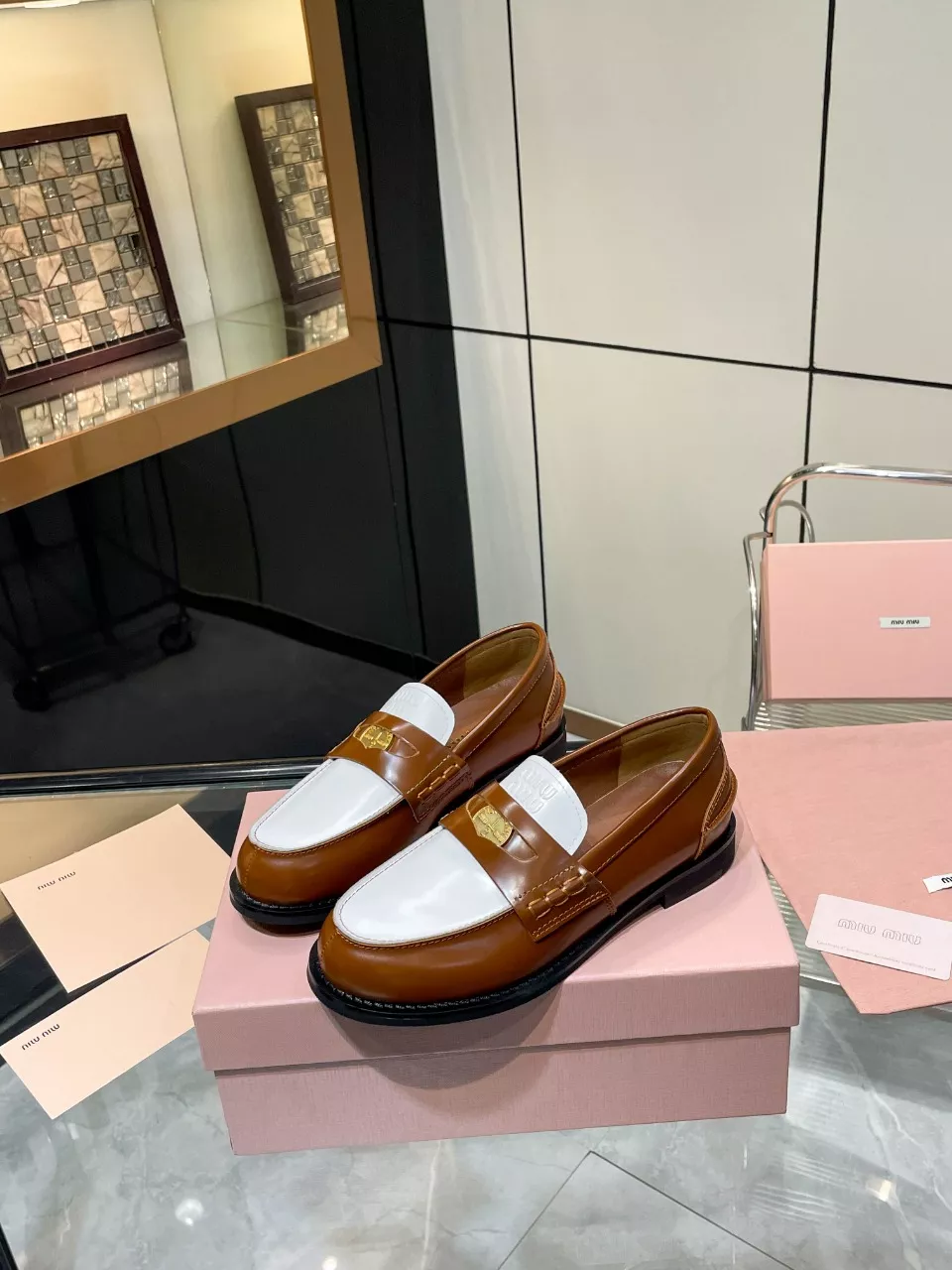 Durable 593 MIU MIU Leather Shoes For Women