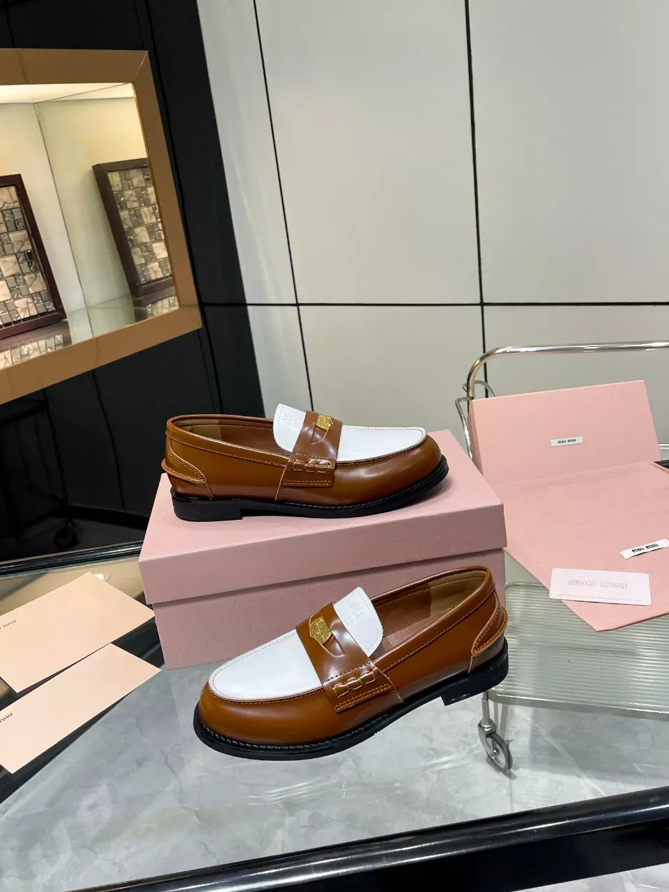 Durable 593 MIU MIU Leather Shoes For Women