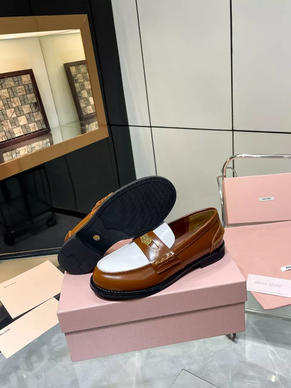 Durable 593 MIU MIU Leather Shoes For Women