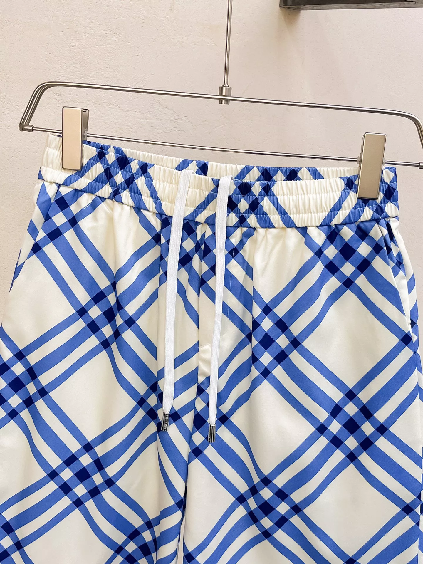 Durable 5934 Burberry Tracksuits Short Sleeved For Men