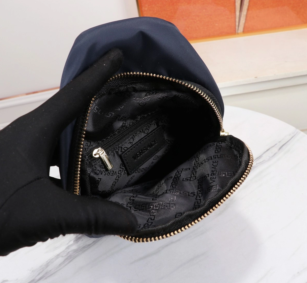 Durable 598 Versace AAA Man Messenger Bags