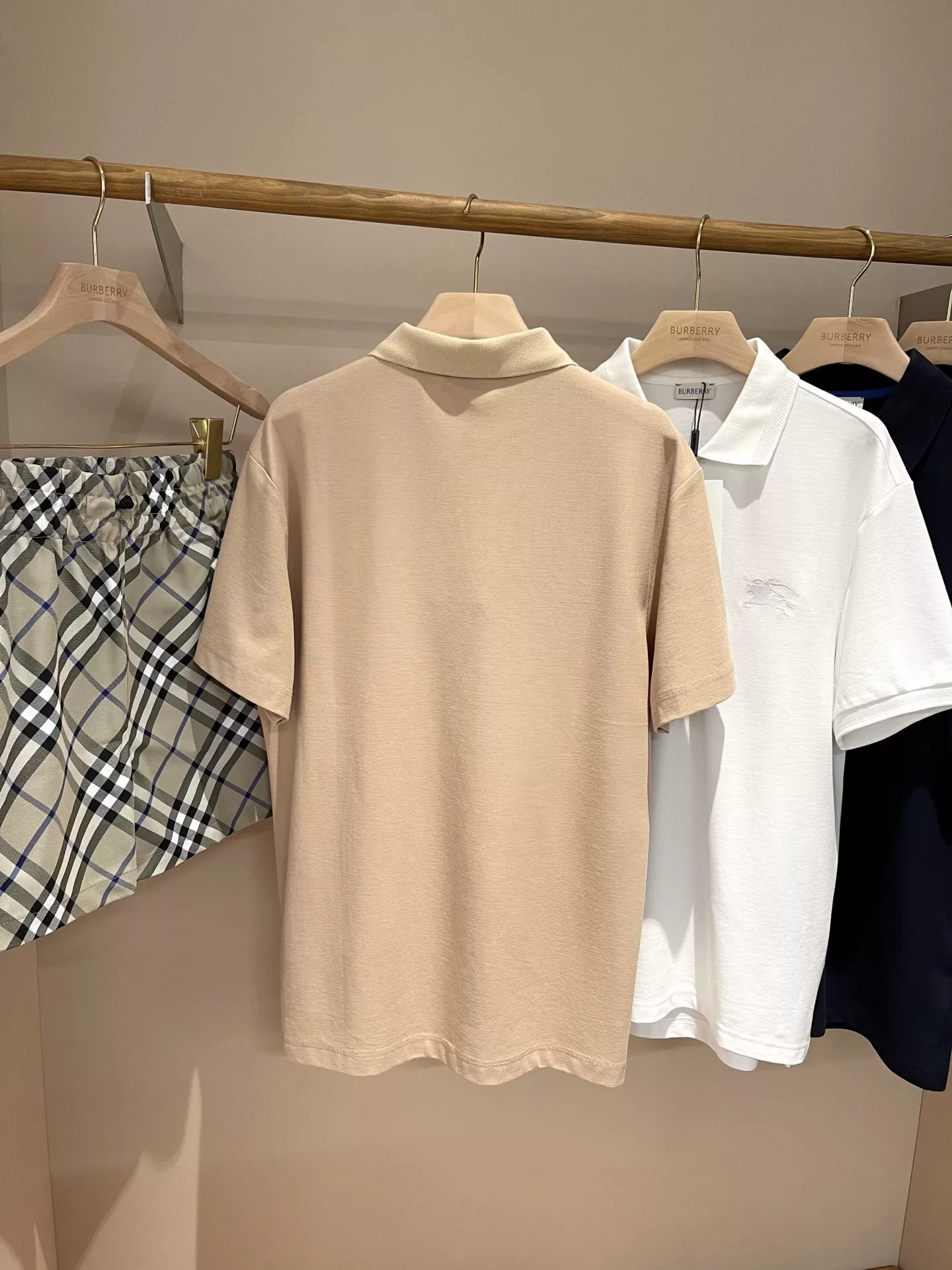 Durable 6020 Burberry T-Shirts Short Sleeved For Unisex