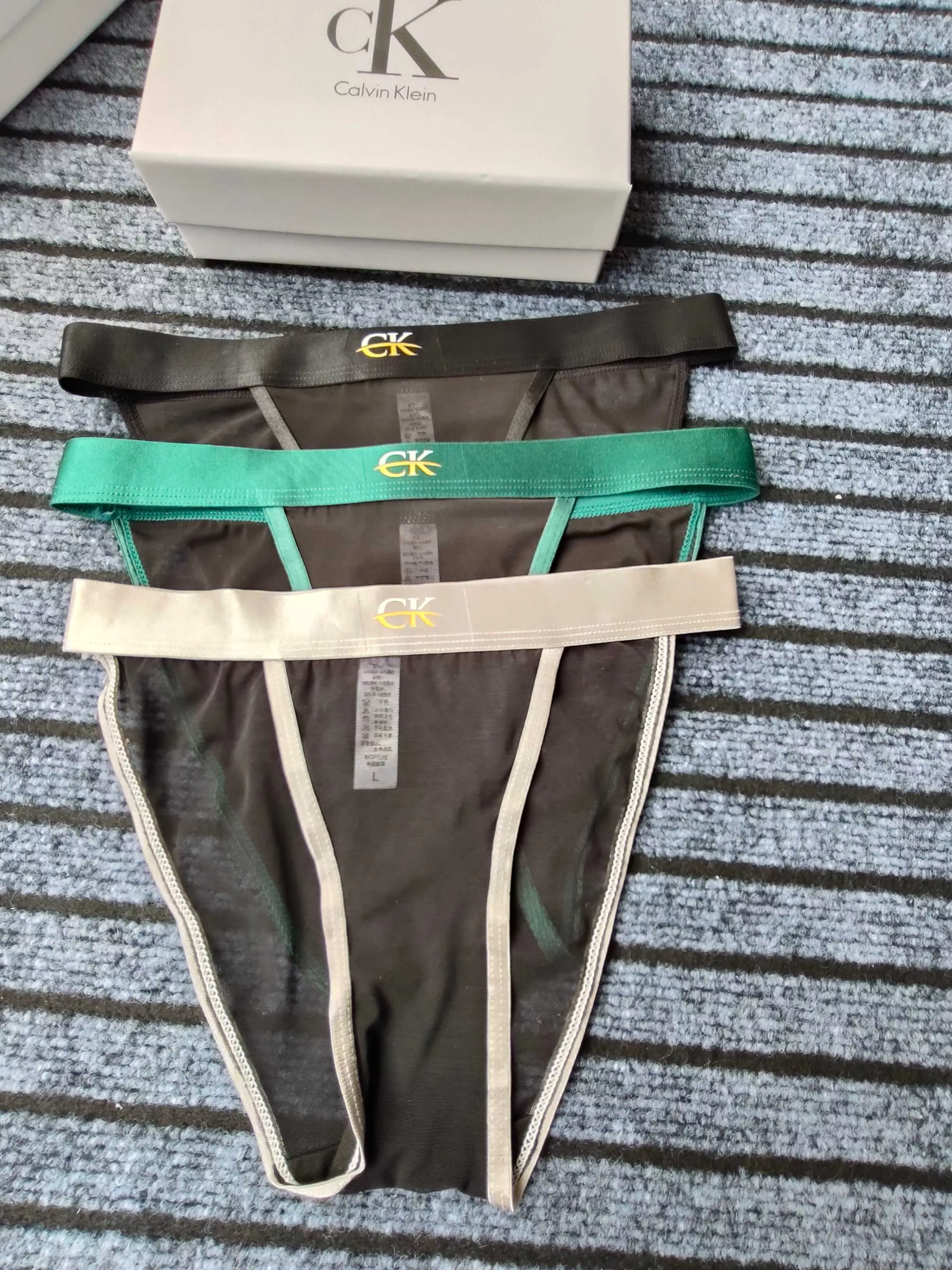 Durable 6124 Calvin Klein Underwears For Women