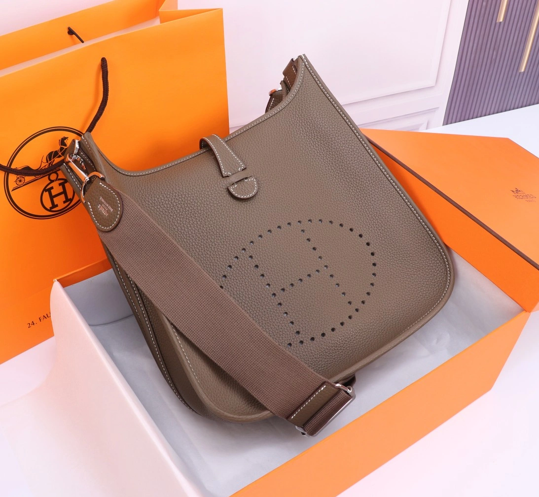 Durable 6128 Hermes AAA Quality Messenger Bags For Women