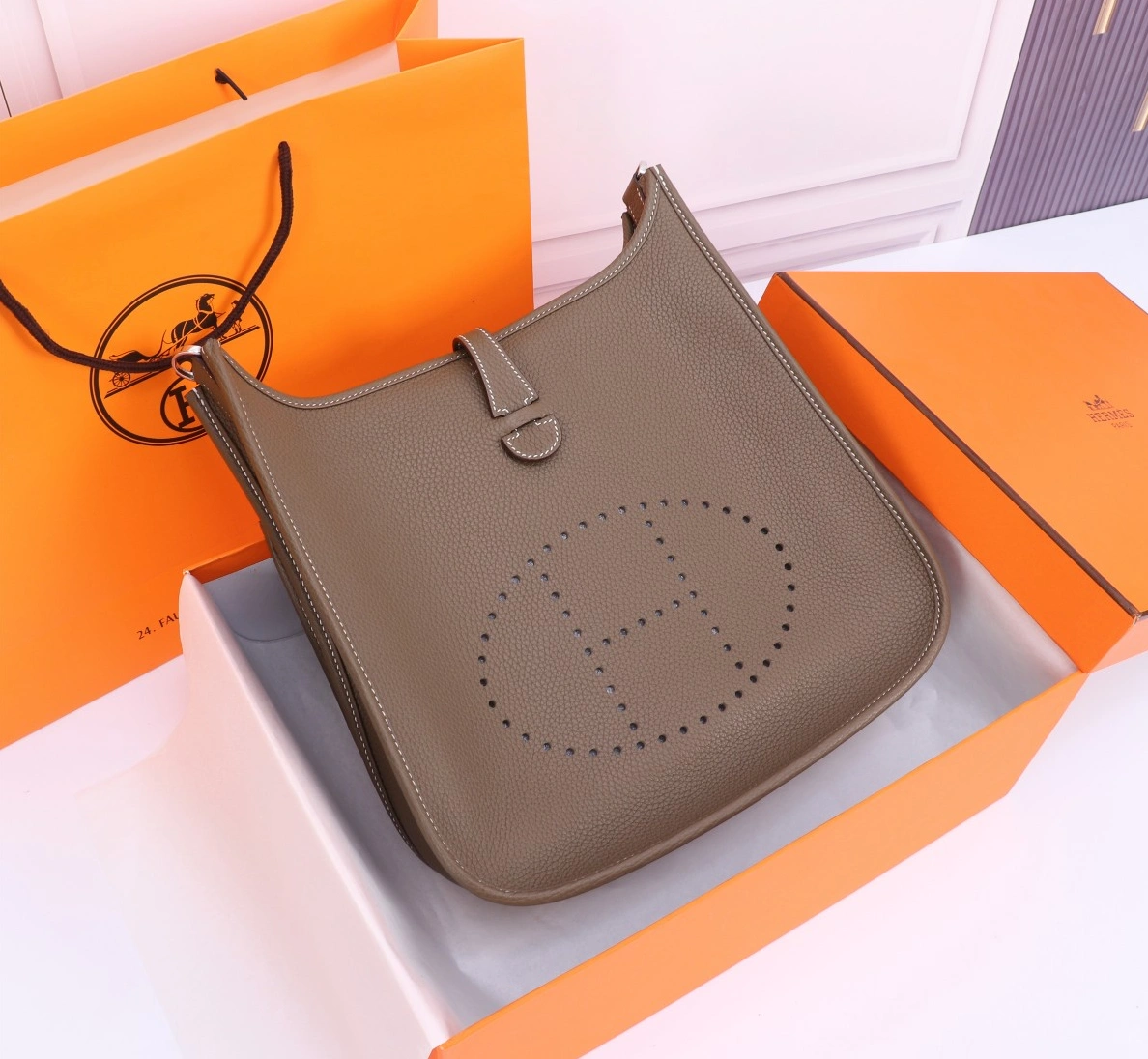 Durable 6128 Hermes AAA Quality Messenger Bags For Women