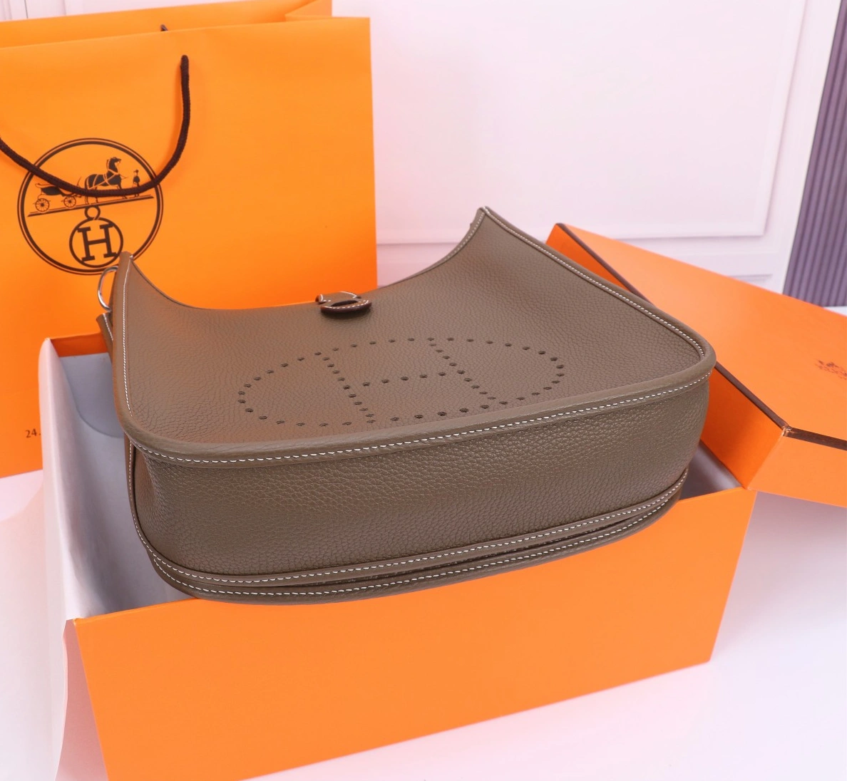 Durable 6128 Hermes AAA Quality Messenger Bags For Women