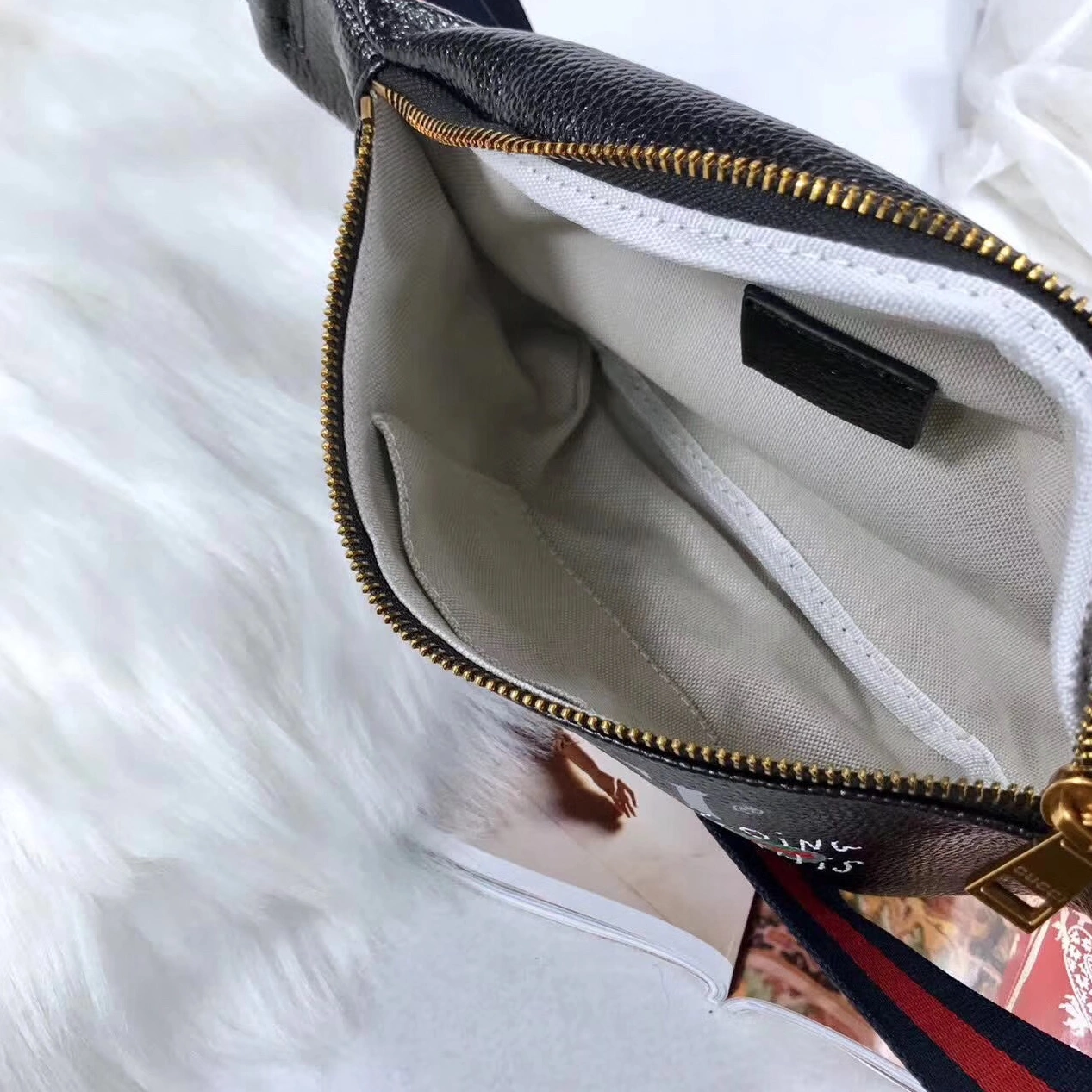 Durable 6182 Gucci AAA Quality Waist Bags