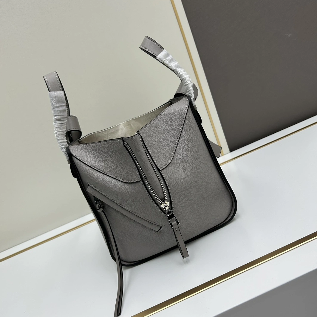 Durable 6242 LOEWE AAA Quality Handbags For Women