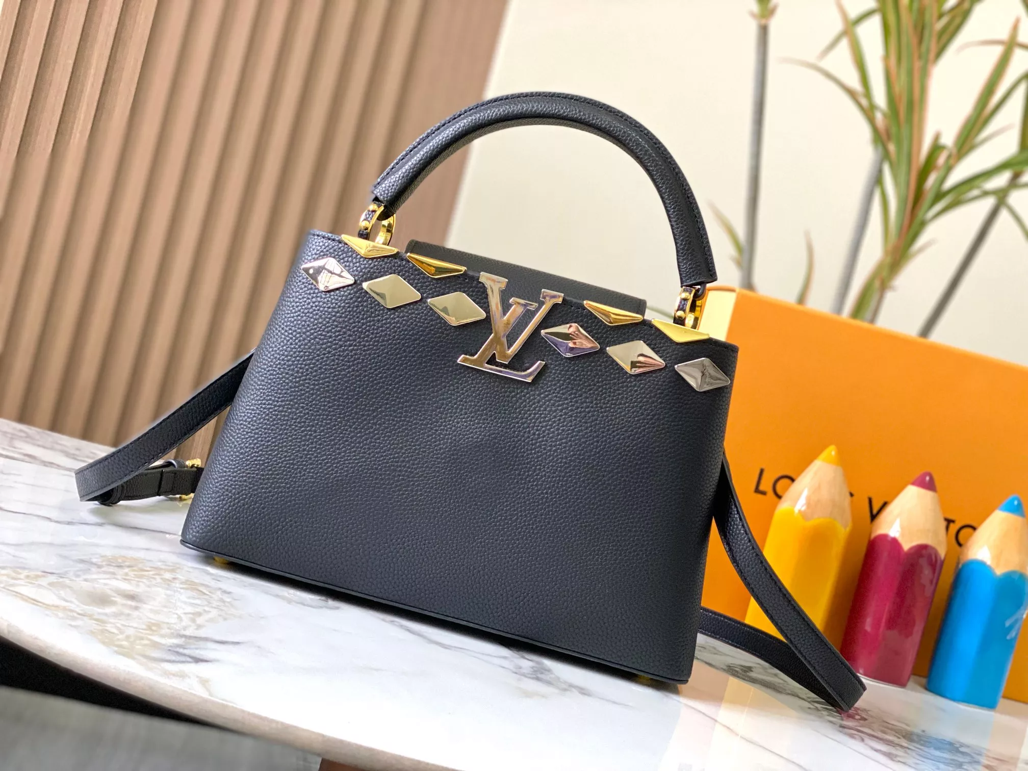 Durable 6255 Louis Vuitton AAA Quality Messenger Bags For Women